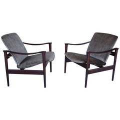Pair of Rosewood Chairs by Frederik Kayser