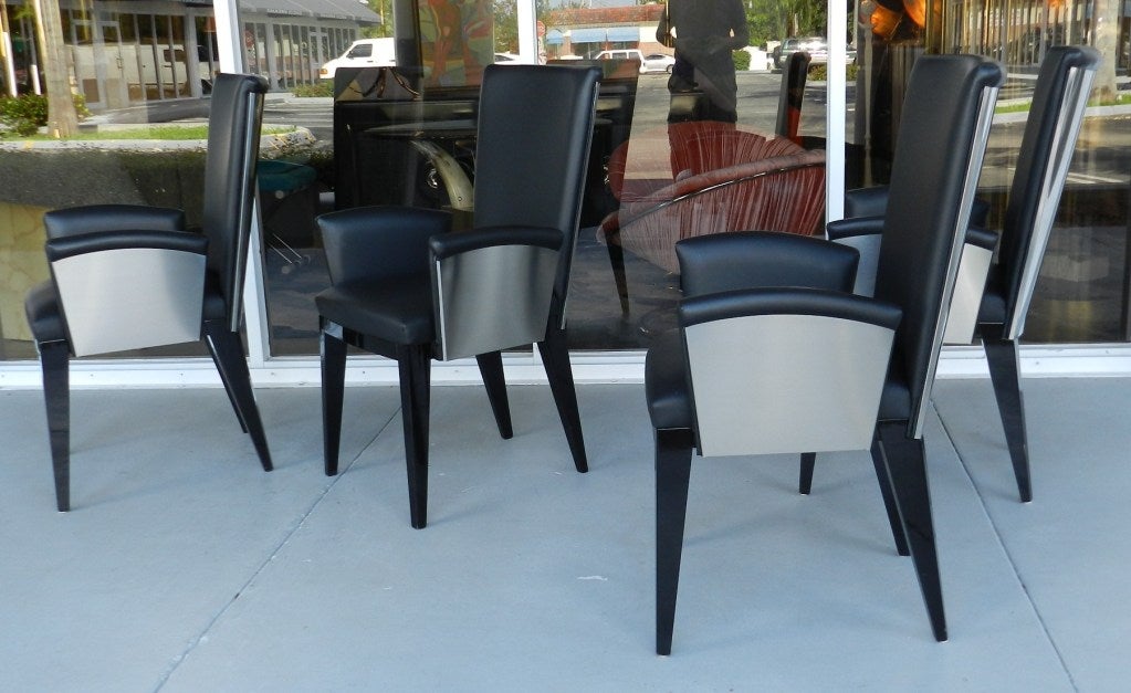 8 Italian Steel and Leather Dining/Conference Chairs In Excellent Condition In Miami, FL