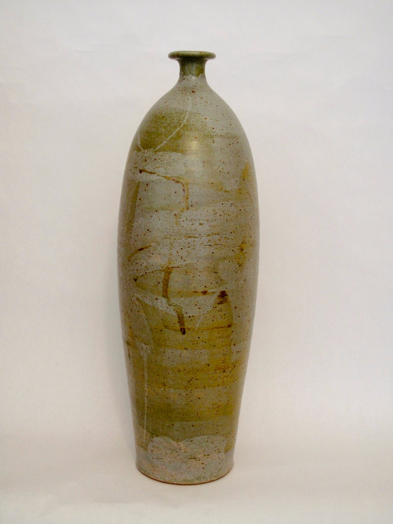 Peter Voulkos - Important Black Mountain College Tall Bottle Vase