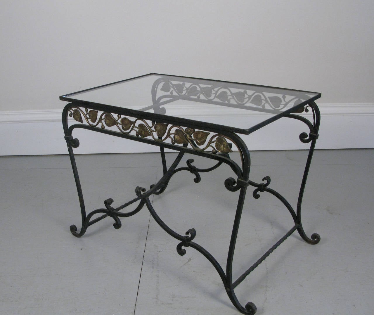 American 1950s Wrought Iron Garden Occasional Table For Sale