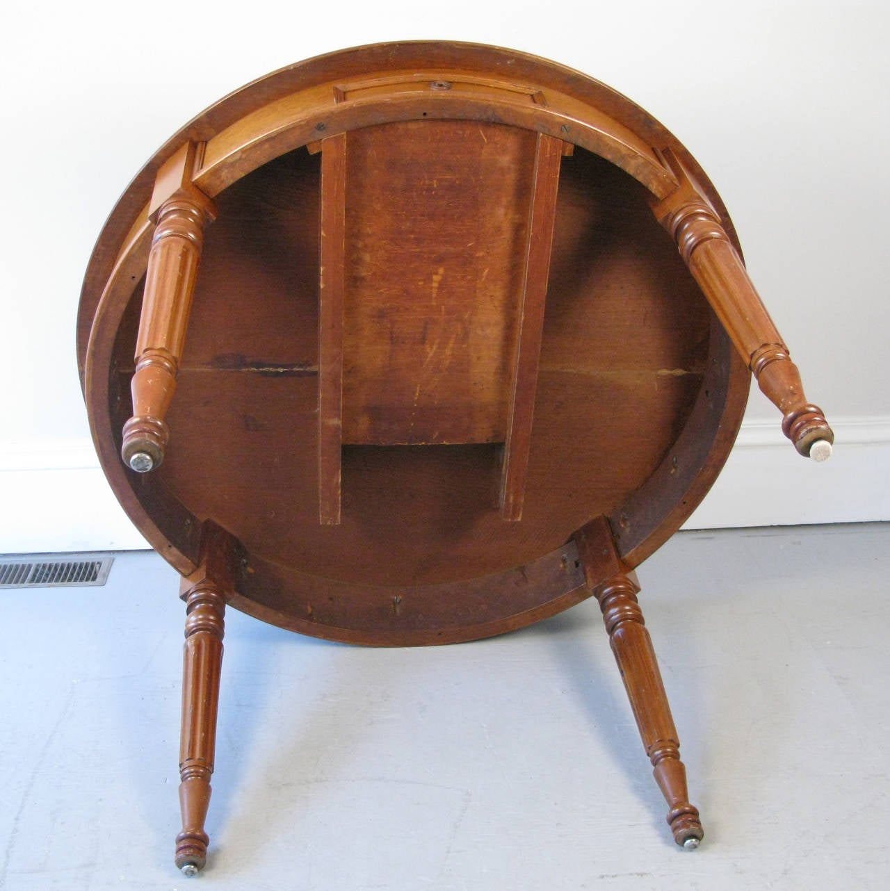 Late 19th Century 19th Century Round Walnut Table