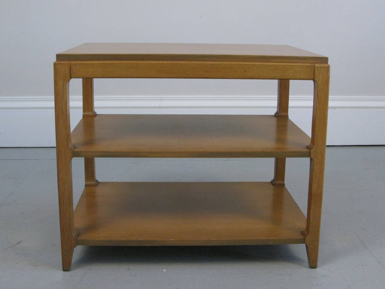 Mid-Century Modern Pair of Mid-Century Tiered End Tables