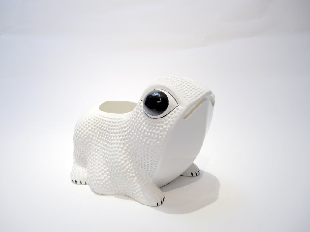 Small Frog Planter