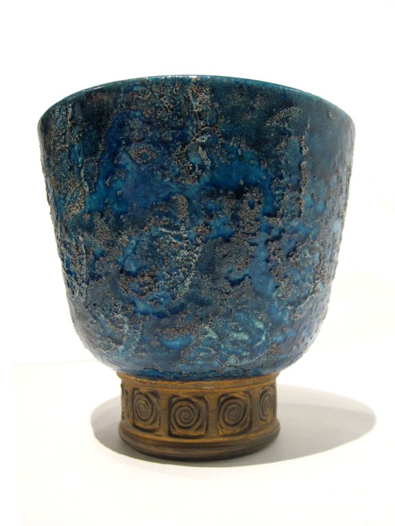 Pottery - Guido Gambone for Rosenthal Netter, Wide Bowl Shapped  Vase in Brilliant Blue Glaze over Gold Incised Base, Italy 1960. Rosenthal Netter Commissioned Guido Gambone to Create a Line exclusively for Them - Ther Reslutls Were An Amazing Asian