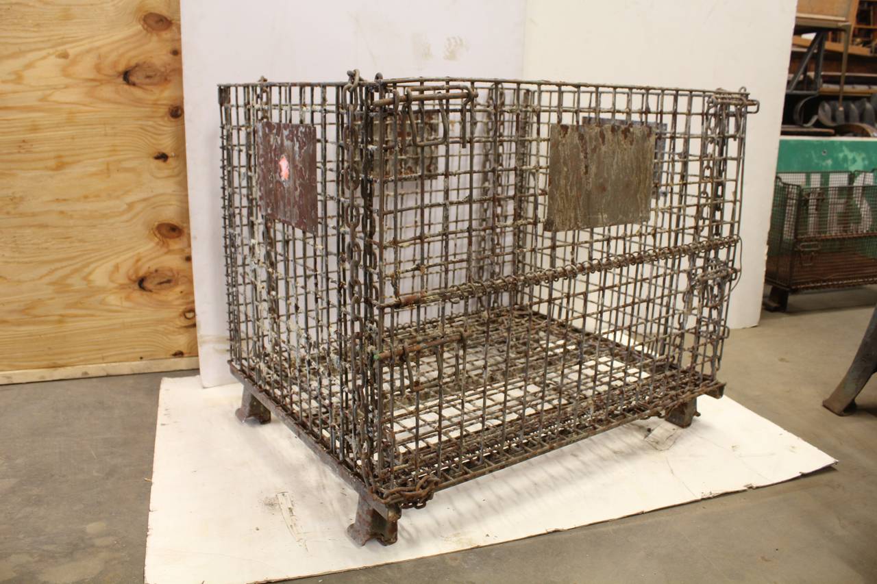 Giant Antique American Industrial Collapsible Basket, more available In Good Condition For Sale In Chicago, IL
