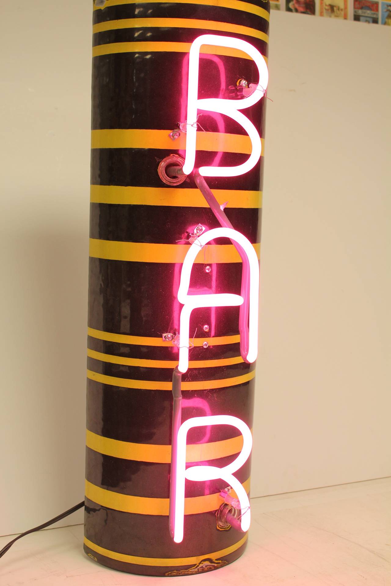 Folk Art Art Deco Pink Neon 