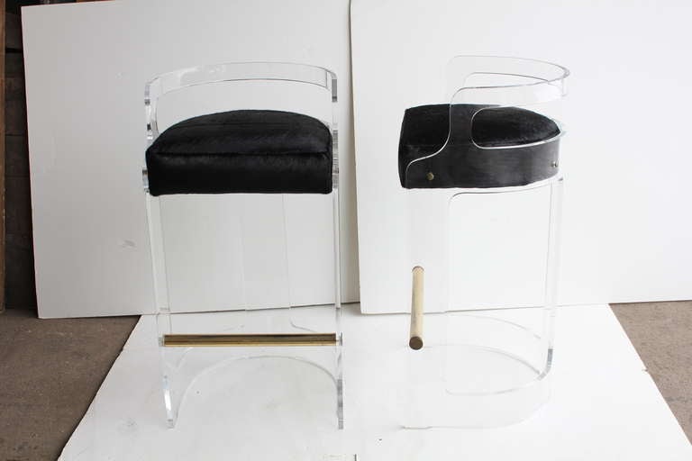 Mid Century Lucite Bar Stools With Cowhide Seats In Good Condition In Chicago, IL