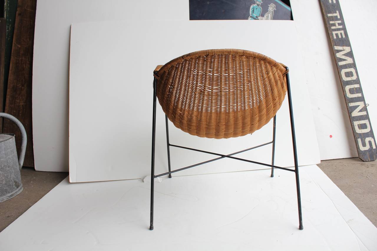 Mid-Century Modern Mid-Century Wicker and Iron Armchair For Sale
