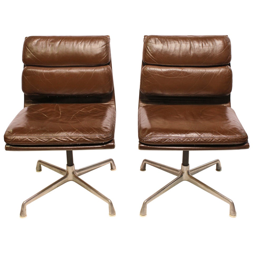 Soft Pad Leather Swivel Chairs by Charles & Ray Eames for Herman Miller