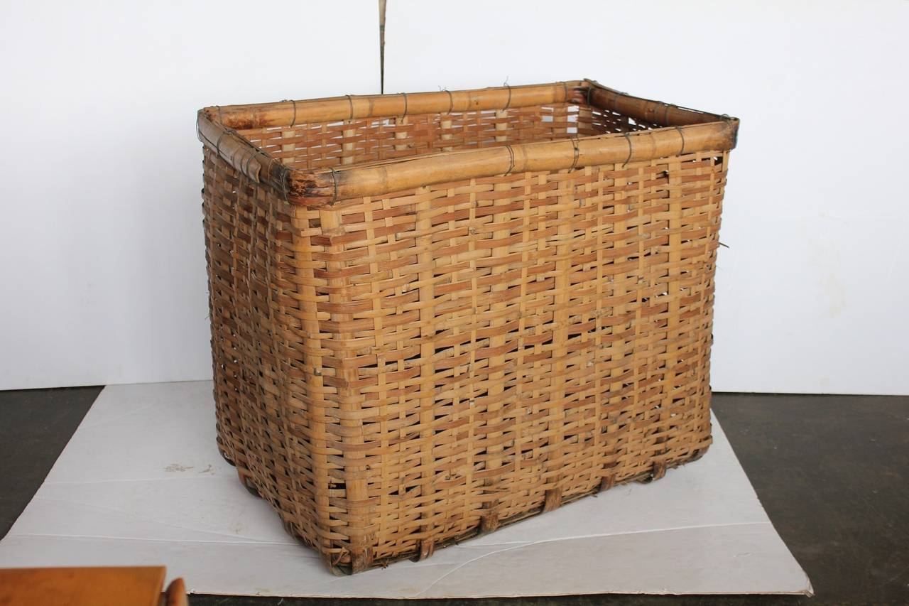 Giant antique American gathering basket.