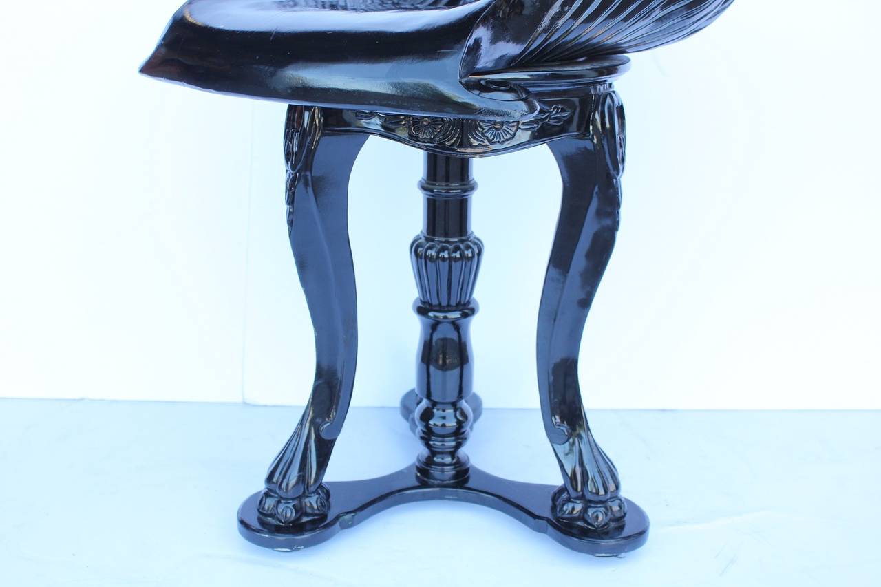 19th Century Lacquered Italian Shell Shaped Grotto Stool For Sale 1