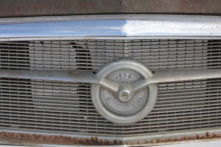 1950's Original Buick Car Grill In Good Condition In Chicago, IL