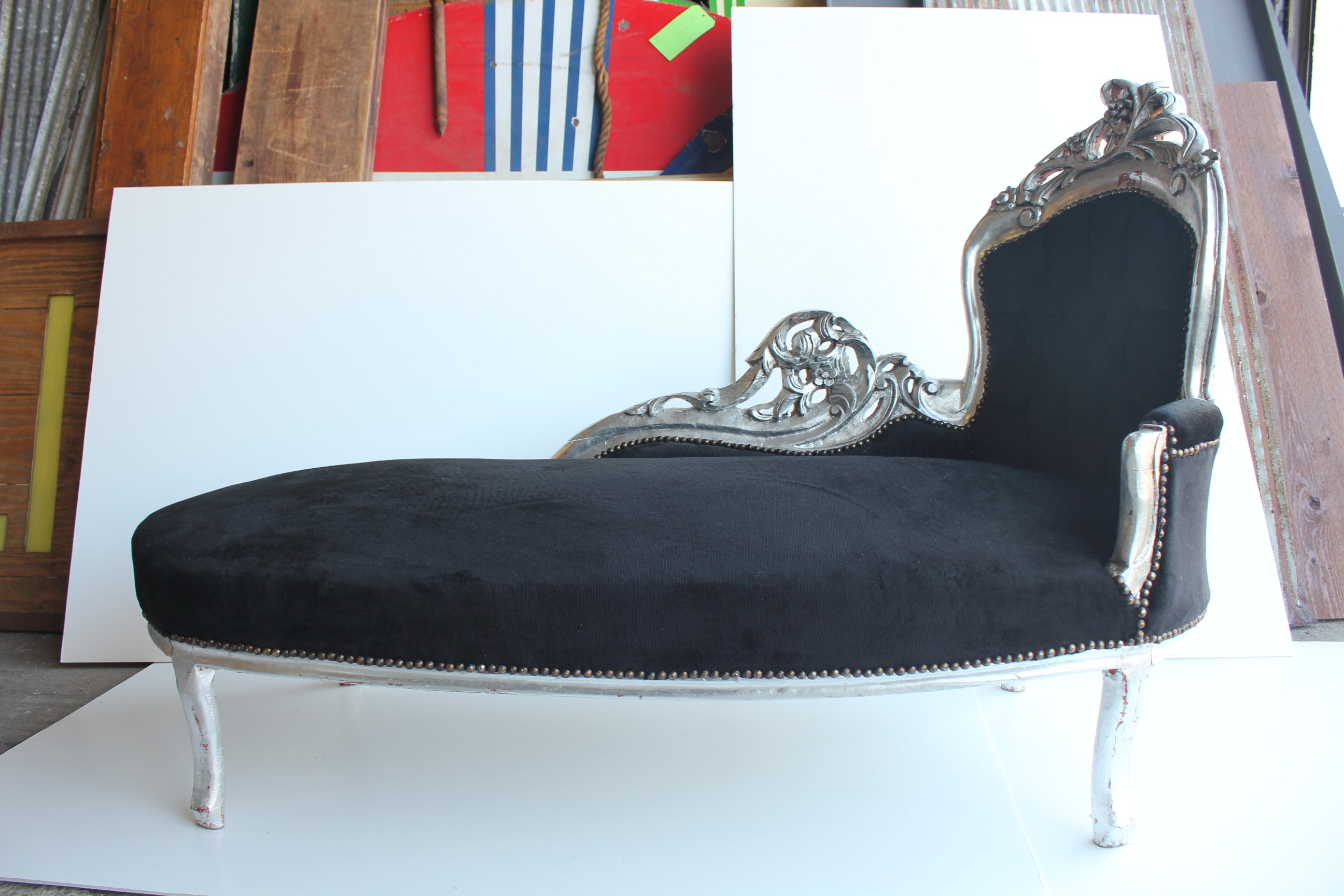 French 19th Century Chaise Longue For Sale