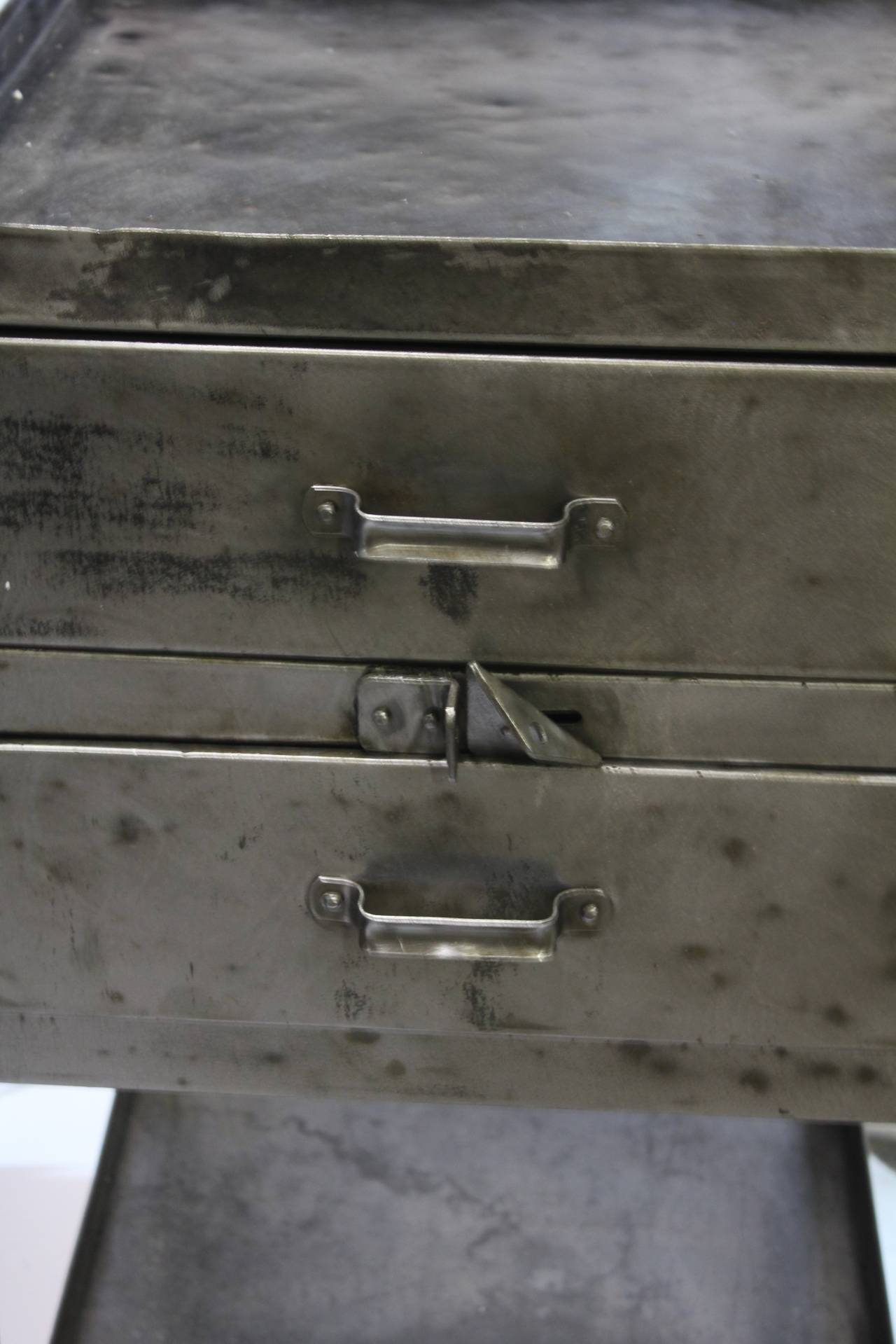1940s American Industrial Metal Side Tables by Lyon Co In Good Condition In Chicago, IL