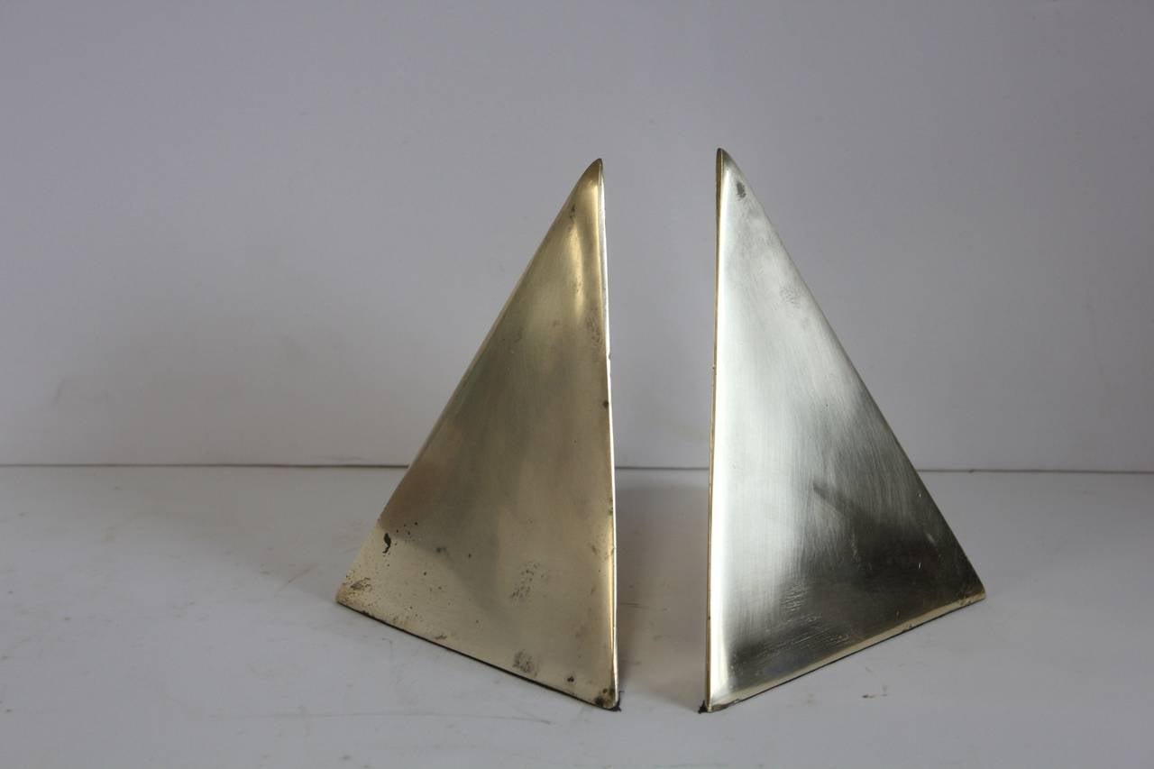 Mid-Century Brass Pyramid Bookends In Good Condition In Chicago, IL