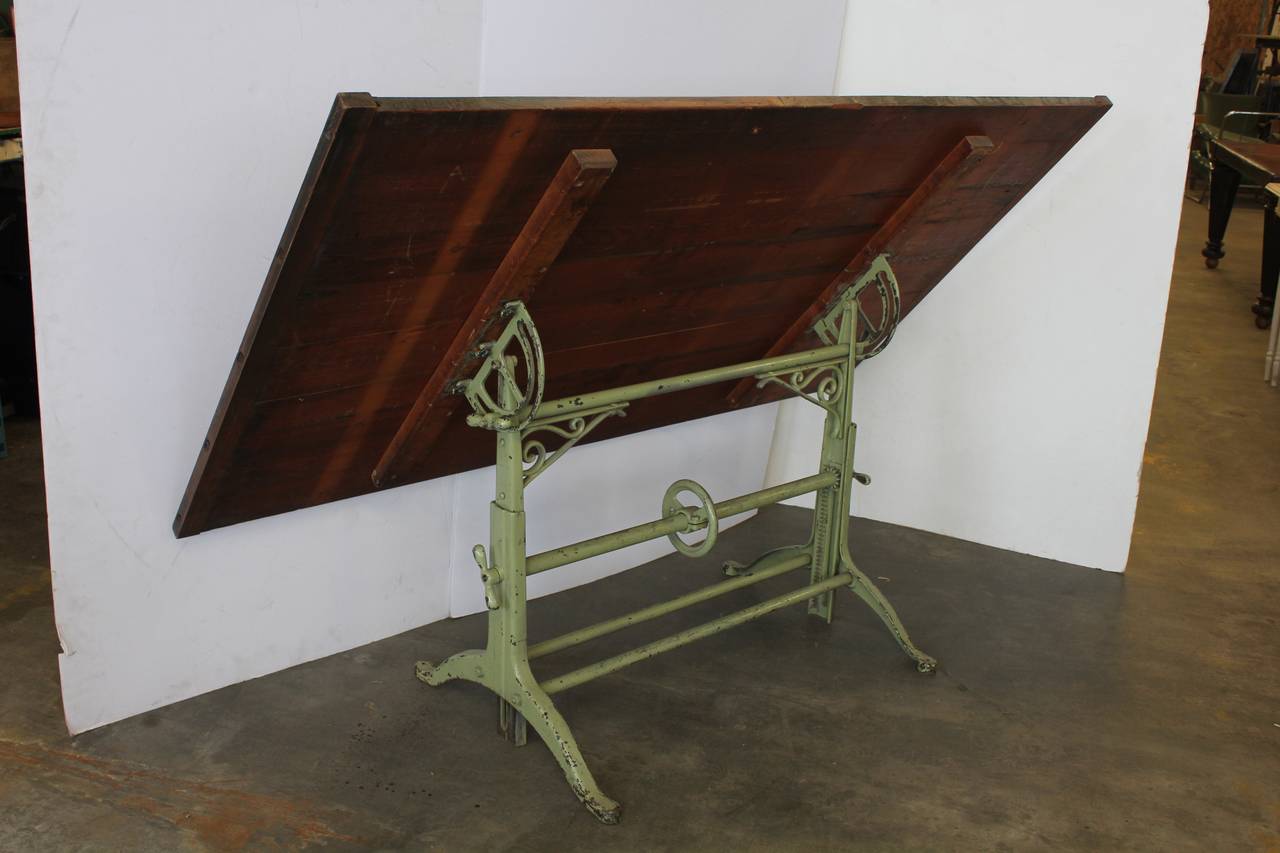 Antique American drafting table. Height adjustable 32.5