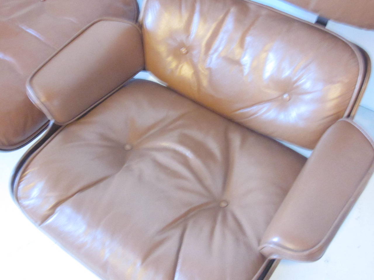 20th Century Eames 670 Lounge Chair and Ottoman