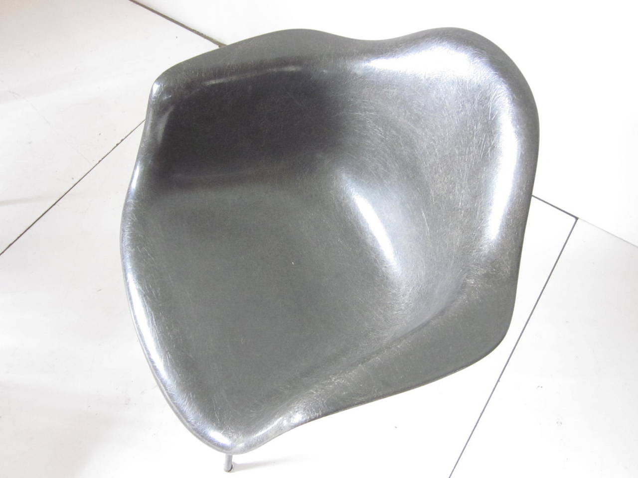 American Early Eames Arm Shell Chair