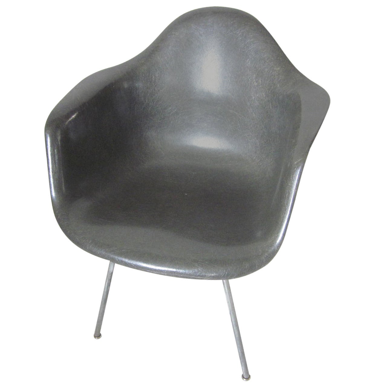 Early Eames Arm Shell Chair