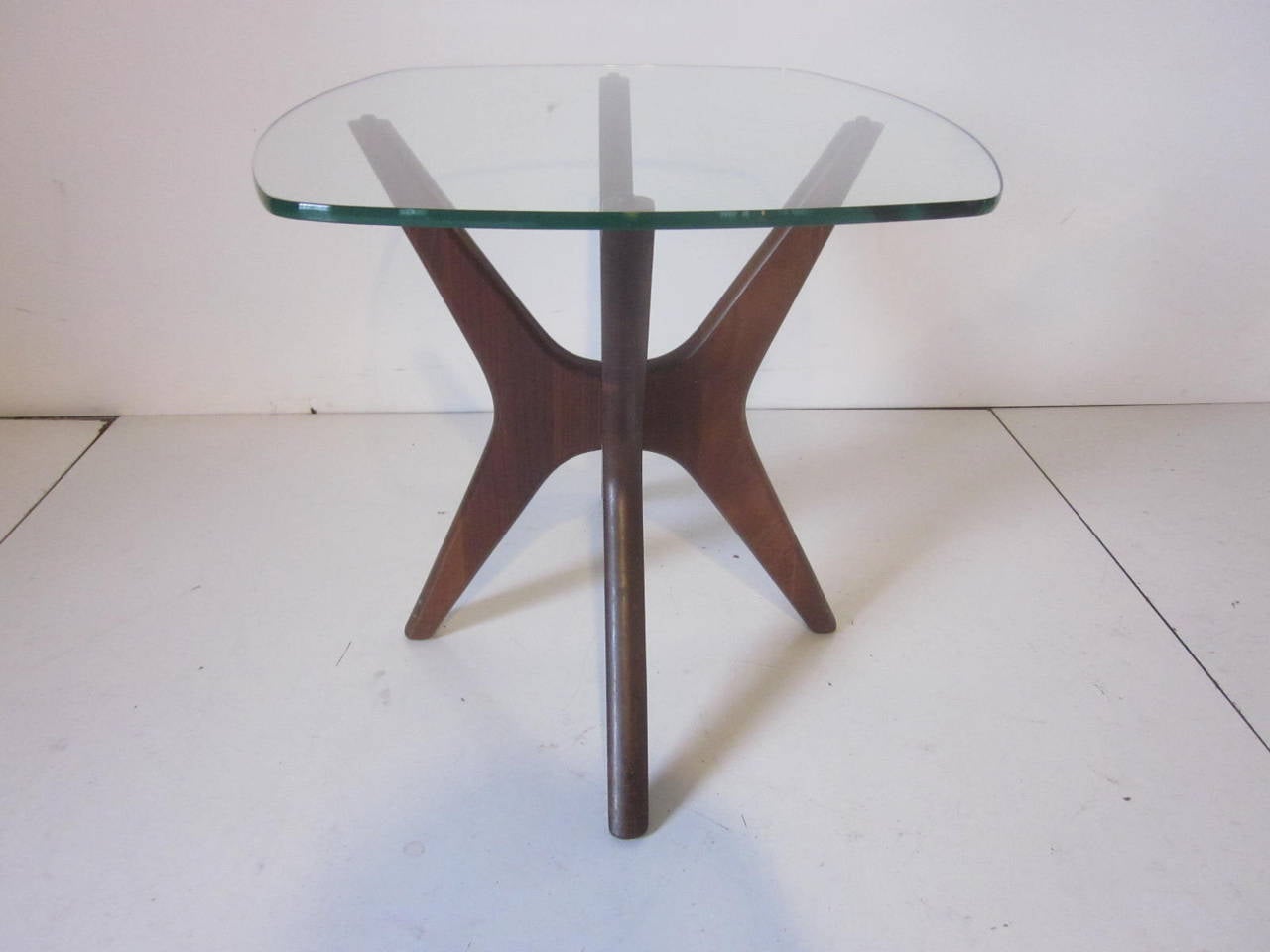 Adrian Pearsall Jacks Side Table At 1stdibs A Single Solid Walnut Pearsall Jacks Side Table With Glass Top Manufactured By Craft Associates