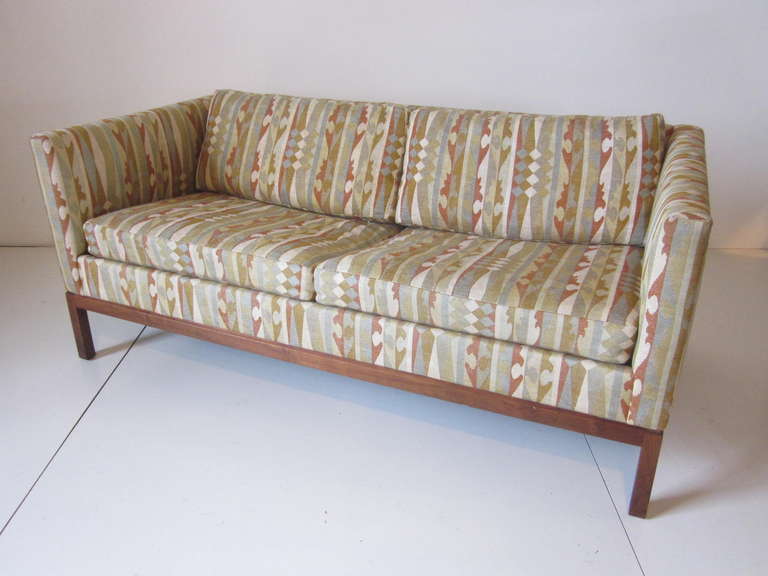 Boris Kroll Stoff Loveseat