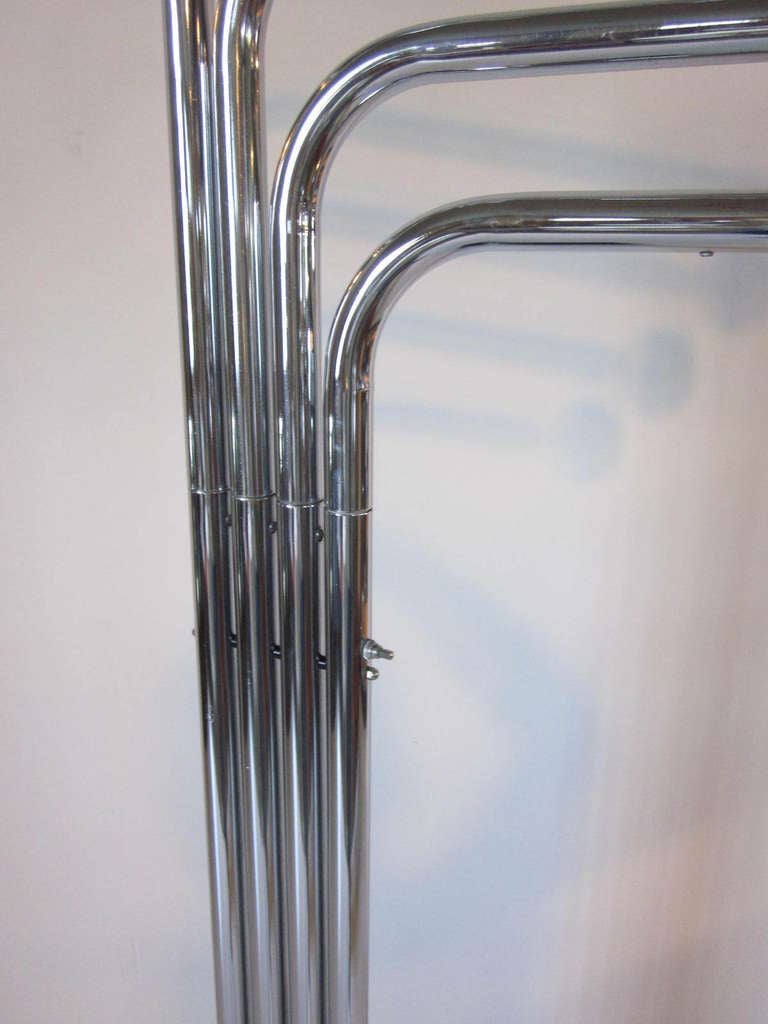 Chrome Quad Floor Lamp In Excellent Condition In Cincinnati, OH