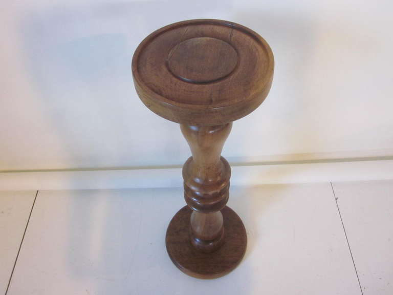 American Powell or Coffey styled Studio Handcrafted Walnut Pedestal by Lester Holtz 