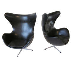Retro Arne Jacobsen Egg Chairs