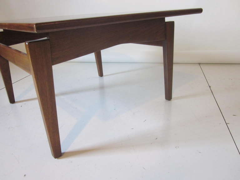 Jens Risom Cocktail Table In Excellent Condition In Cincinnati, OH