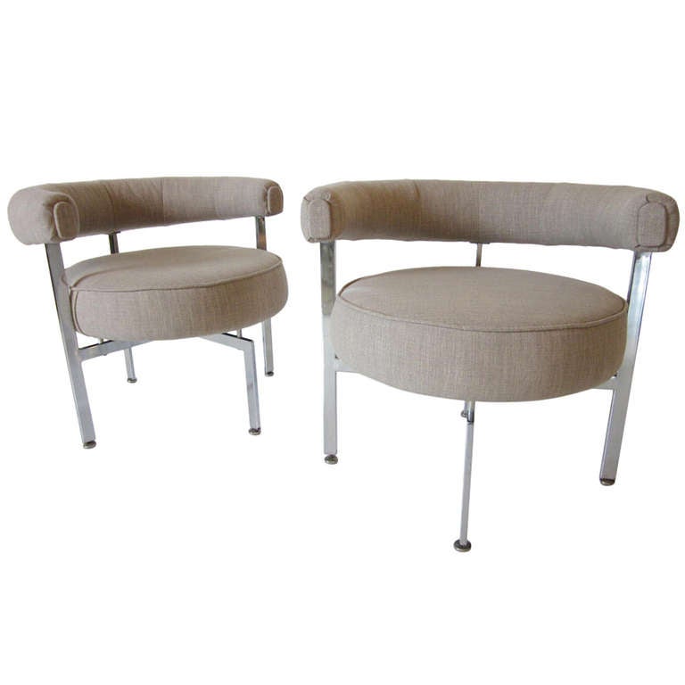 Club Chairs at 1stDibs