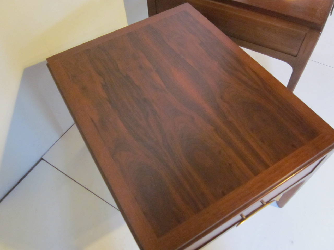 Mid-Century Walnut Nightstands or End Tables In Excellent Condition In Cincinnati, OH