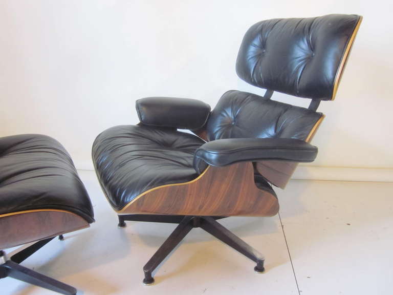 Brazilian Rosewood Eames Lounge with Ottoman In Excellent Condition In Cincinnati, OH