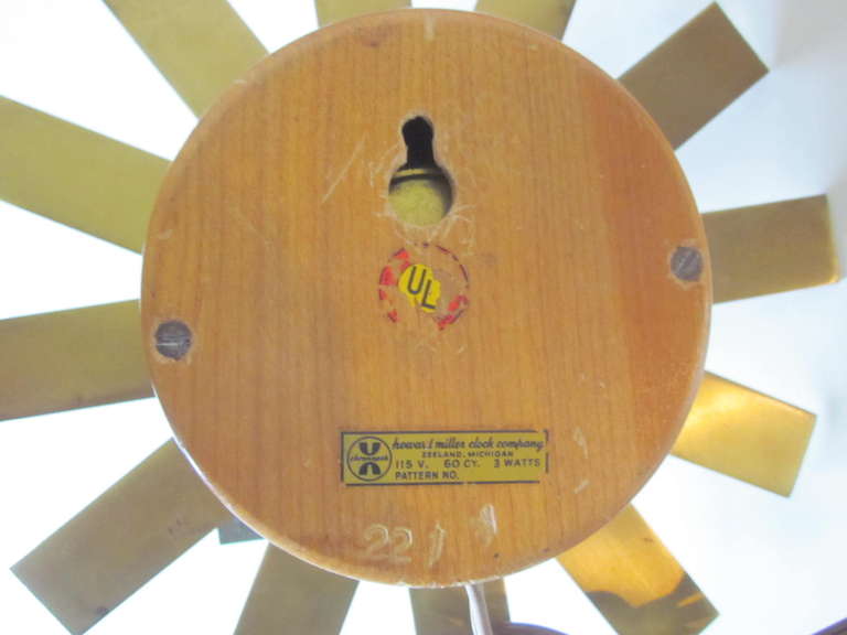 Nelson Asterisk Clock In Good Condition In Cincinnati, OH