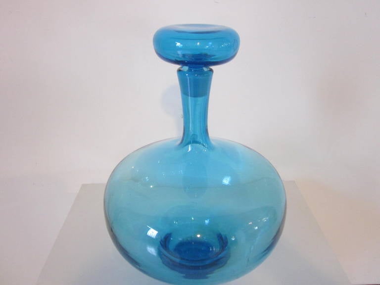 Blenko Stoppered Bottle In Excellent Condition In Cincinnati, OH