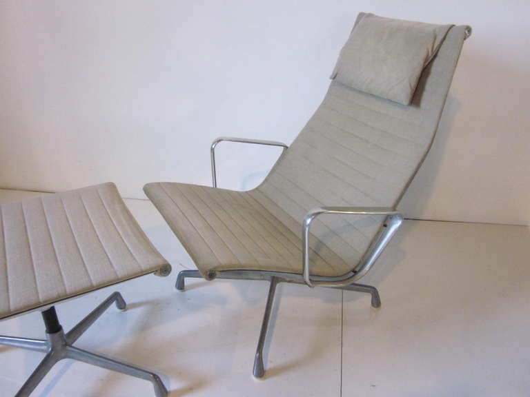 American Eames Aluminum Group Lounge Chair w/ Ottoman