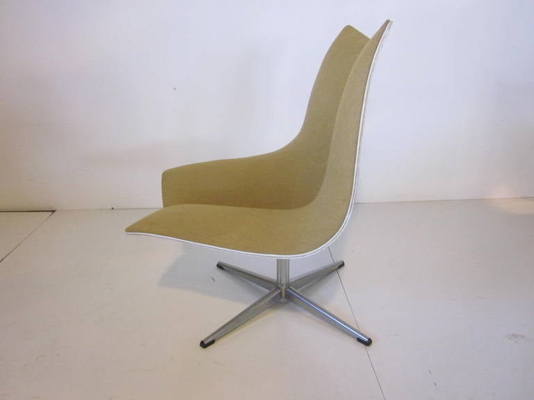 Montreal Pavilion Chair In Good Condition In Cincinnati, OH