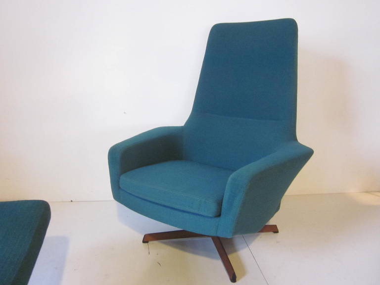 Povl Dinesen Danish Lounge Chair Set In Excellent Condition In Cincinnati, OH