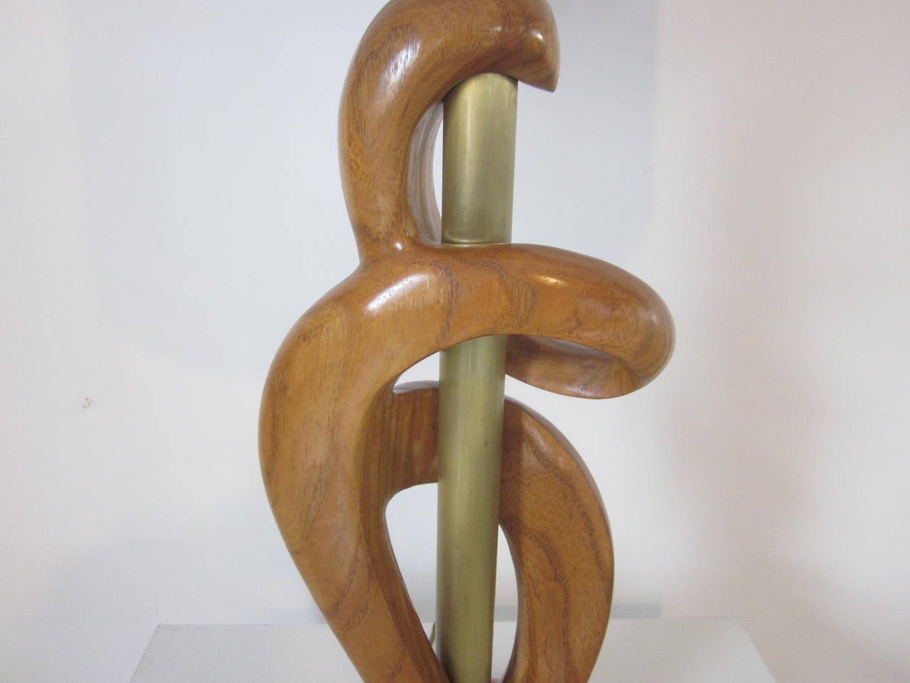 Mid-Century Modern Heifetz Sculptural Wood and Brass Table Lamp