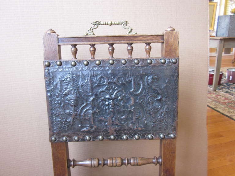 Set of 4 Oak Chairs with Embossed Leather