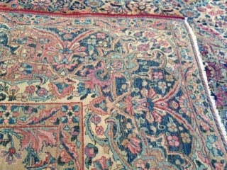 Large antique Persian rug For Sale 2