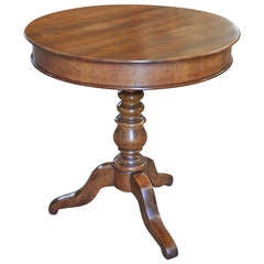 French Late 19th Century Louis Philippe Gueridon in Walnut