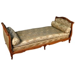 French Louis XV Style Provencal Daybed in Beech Wood