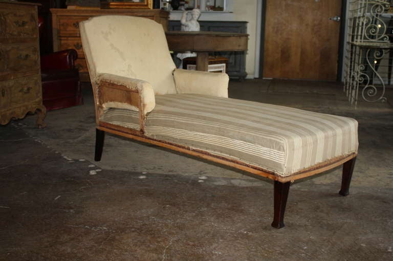 Late 19th Century French Napoleon III Period Daybed in Beechwood 2