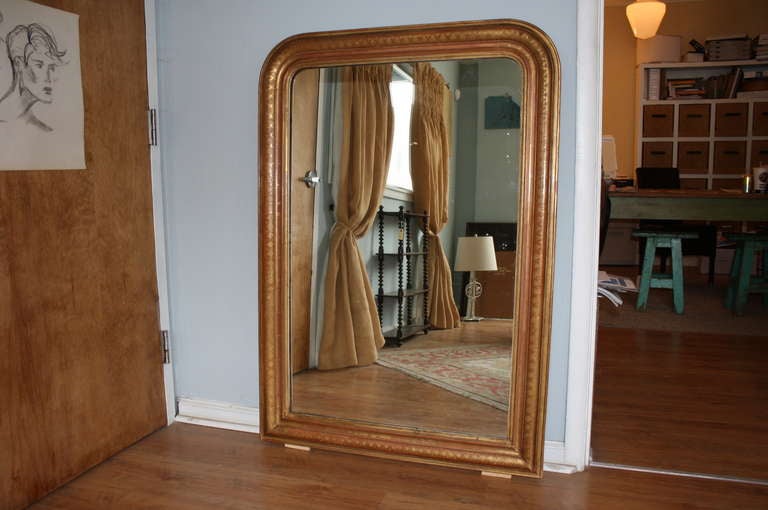 French Antique Louis Philippe Mirror From the Mid 19th Century In Good Condition In Atlanta, GA