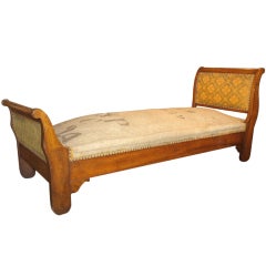 Antique French Louis Philippe Day Bed in Walnut