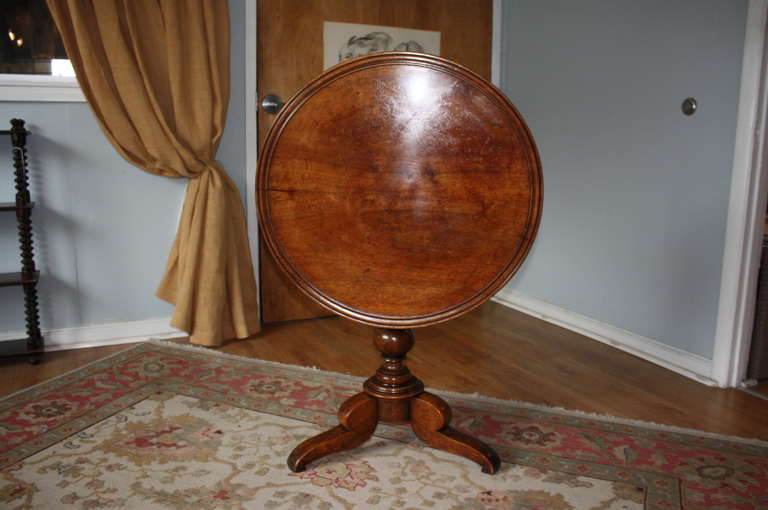 French Antique Louis Philippe Period Gueridon in Walnut 6