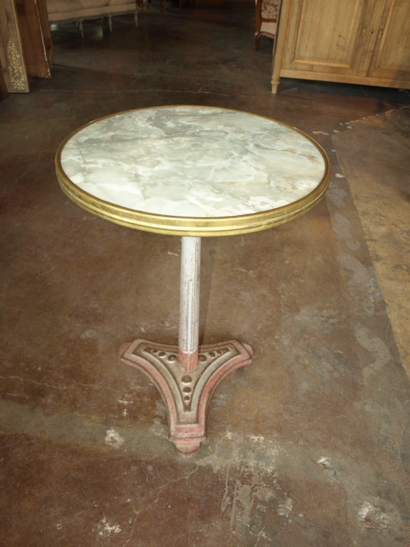 Art Deco Bistro Table in Cast Iron, Brass, and Faux Marble Formica

Keywords: side table, end table, occasional table,