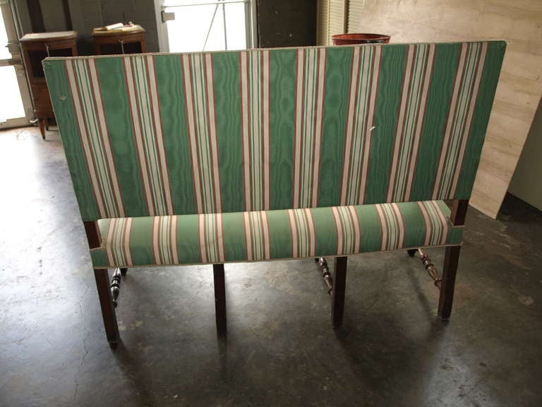 French Louis XIII Style Banquette in Walnut 1