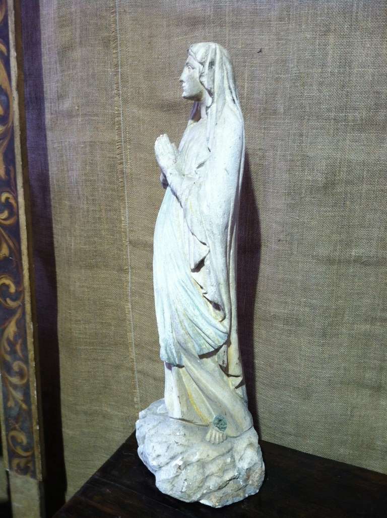Mid-19th Century Spanish Madonna Statue in Limestone 1