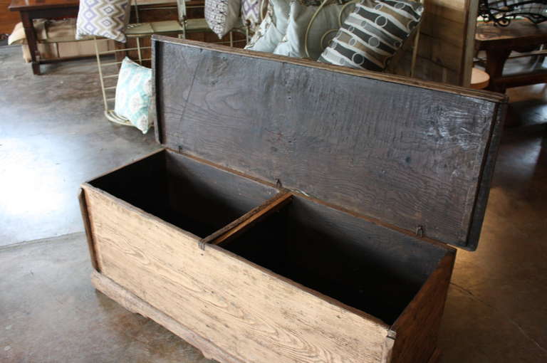 Early 18th Century Catalan Trunk In Pine and Chestnut Wood 2